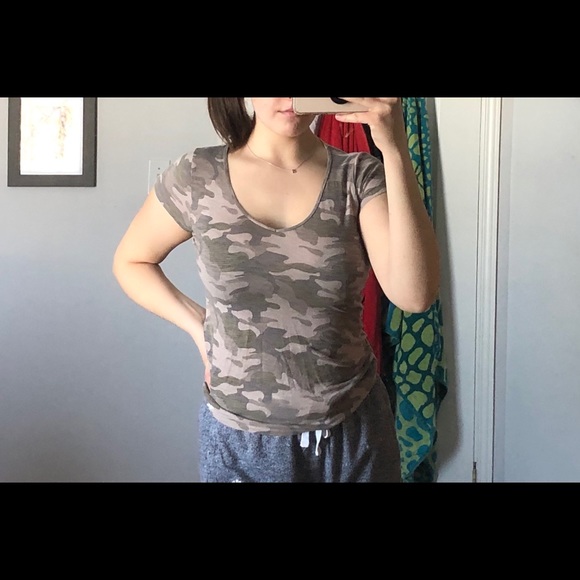 Camo tee - Picture 2 of 2